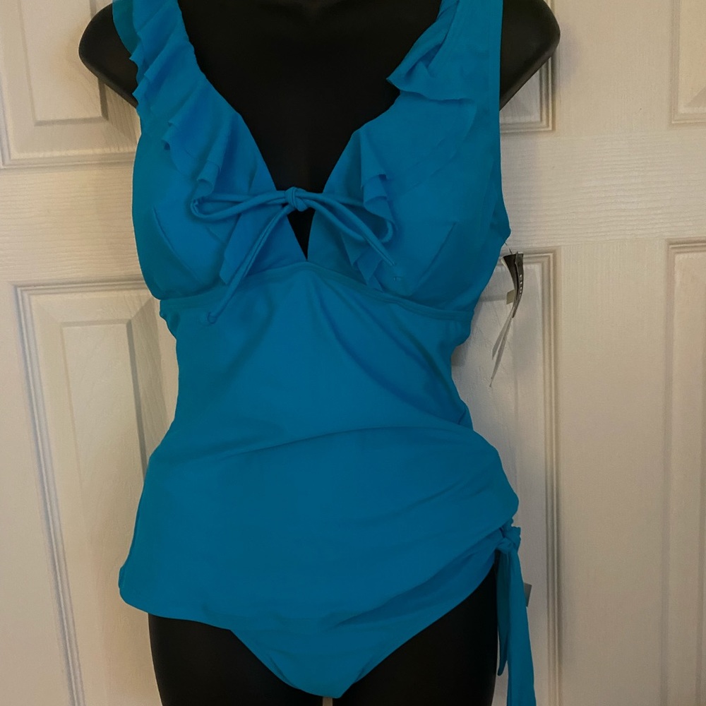 Be Creative 2 Piece Swimsuit Sz 8